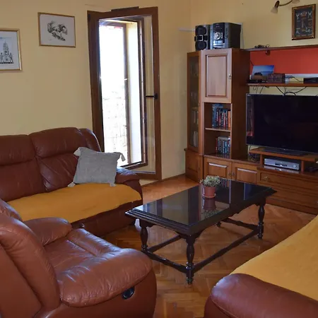Nonna Kate Apartman Komin